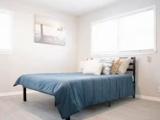 Bright & Cozy Decatur Home Furnished, Secure, and Spacious N.