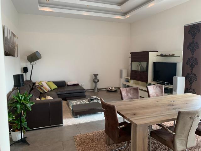 Bright, cozy home in Frankfurt am Main, Frankfurt Amsterdam Apartments for Rent
