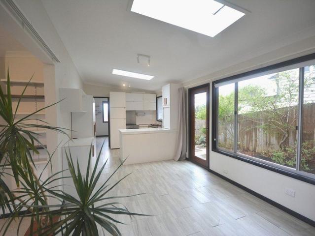 Bright & Comfortable Easy Living