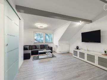 Bright, comfortable temporary apartment in Essen Katernberg, Essen Amsterdam Apartments for Rent