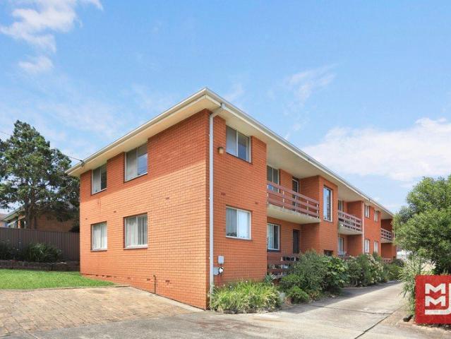 Bright & Convenient 2 Bedroom Unit in Corrimal