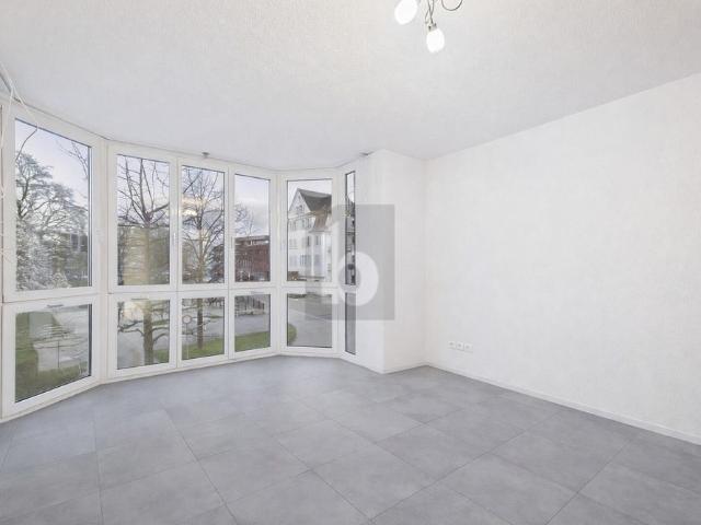 BRIGHT, CENTRAL AND OPEN