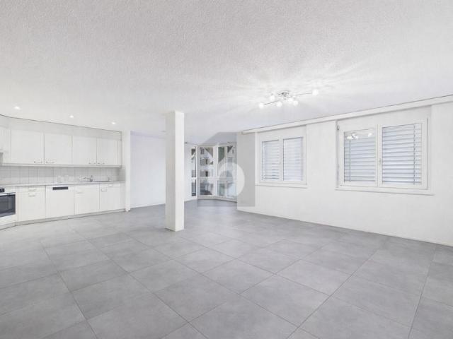 BRIGHT, CENTRAL AND OPEN