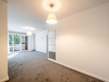 Bright, central and private!