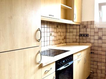 Bright, charming 2.5 room apartment with a cozy balcony in Reinickendorf, Berlin Amsterdam Apartments for Rent
