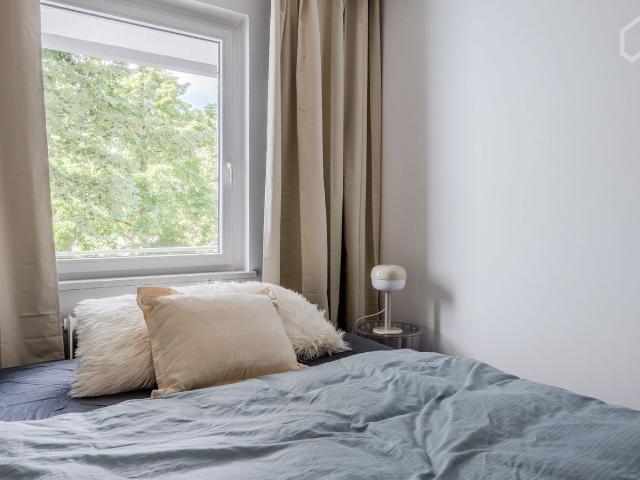 Bright, charming 2 room apartment in Friedenau with a parking space Berlin Amsterdam Apartments for Rent