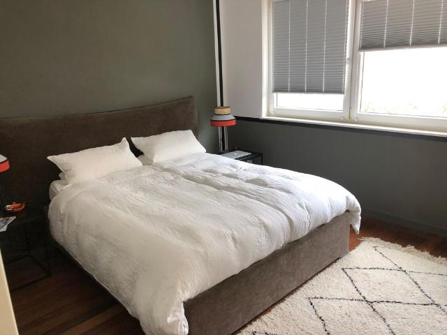 Bright, chic flat with balcony between Alster and Stadtpark