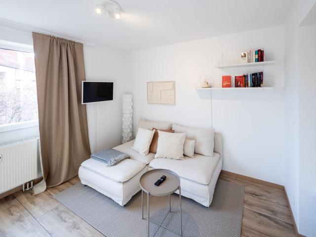 Bright, cute suite, 1.5 rooms Dresden, Dresden Amsterdam Apartments for Rent