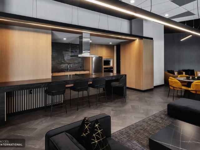 Bright and modern apartment for rent located in the Triangle area, within the Côte des Neiges district