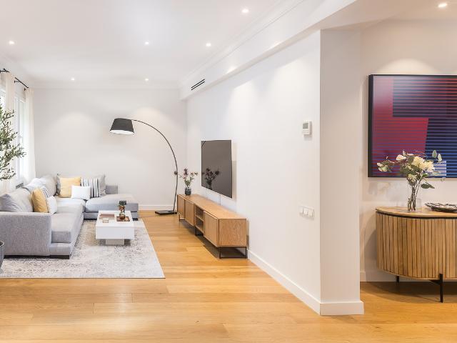 Bright and modern apartment near Retiro with three bedrooms