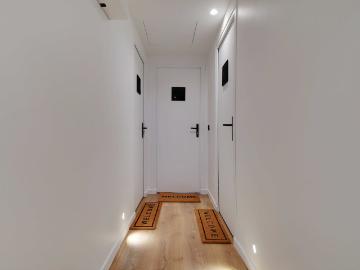 Bright and modern studio 2P Passy