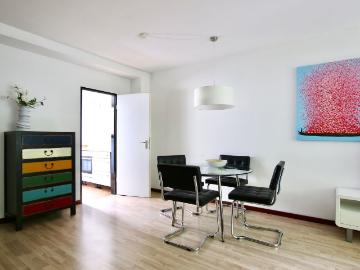 Bright and modernly refurbished apartment near Chlodwigplatz, Koln Amsterdam Apartments for Rent