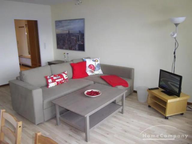 Bright and newly furnished 3 room flat in Schönberg, short term rent