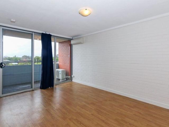 Bright and airy 1 Bed Maylands Unit for Lease from March 2026 – $500/week