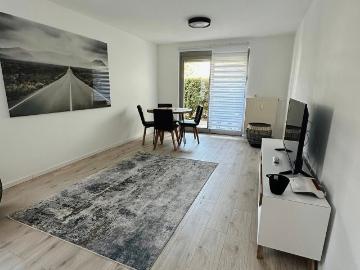 Bright and amazing apartment in Schönefeld