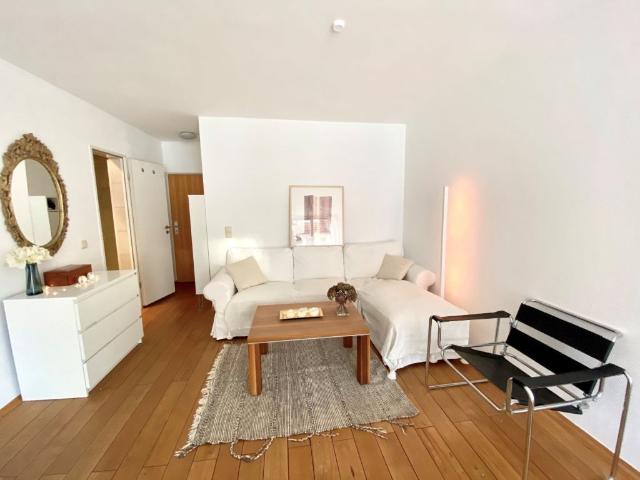 Bright and beautiful home with nice neighbours, Koln Amsterdam Apartments for Rent