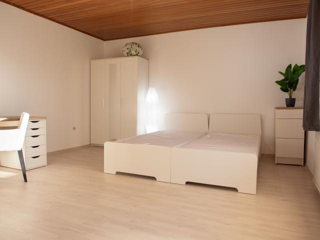 Bright and Central 4 Bedroom Apartment Close to the Technical University of Braunschweig