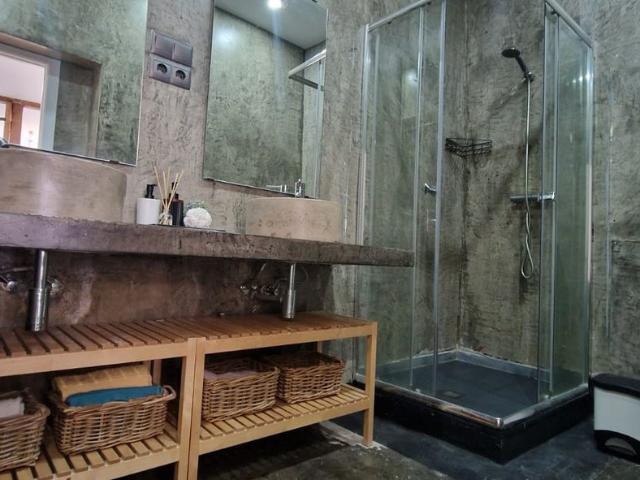 Bright and charming apartment in the heart of Lavapiés, Madrid Amsterdam Apartments for Rent