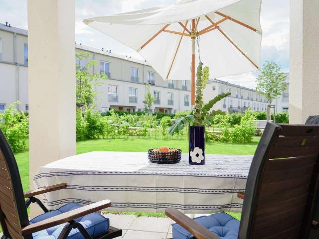 Bright and Comfortable Apartment in Green Zehlendorf – Fully Furnished, Berlin Amsterdam Apartments for Rent