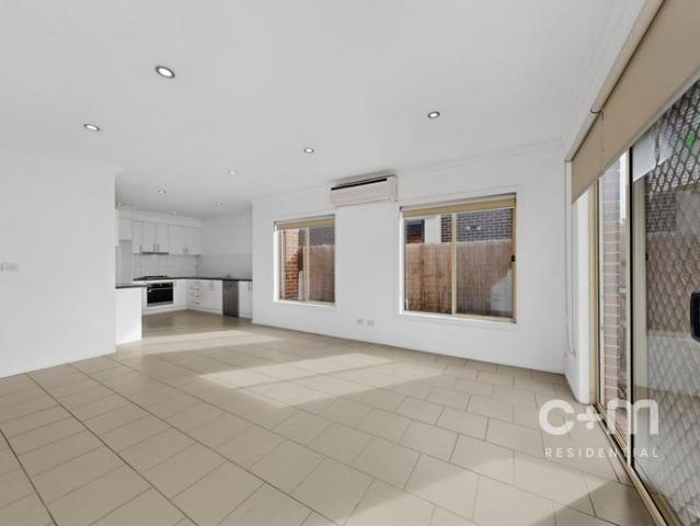Bright and Contemporary Unit for Easy Living
