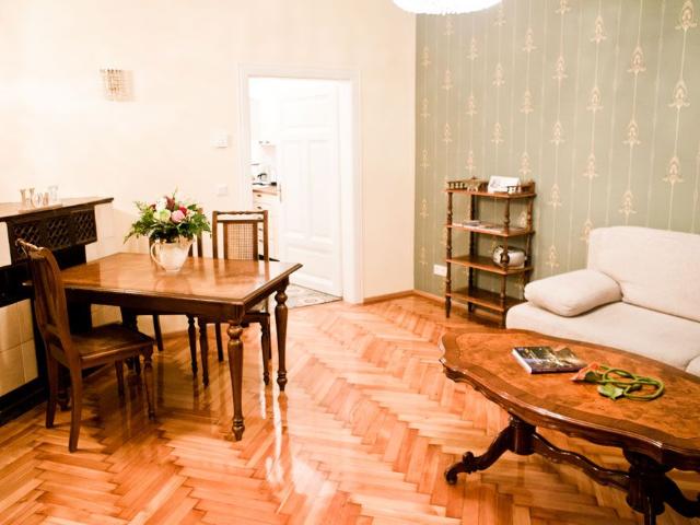 Bright and cosy flat in Hernals, Vienna Amsterdam Apartments for Rent