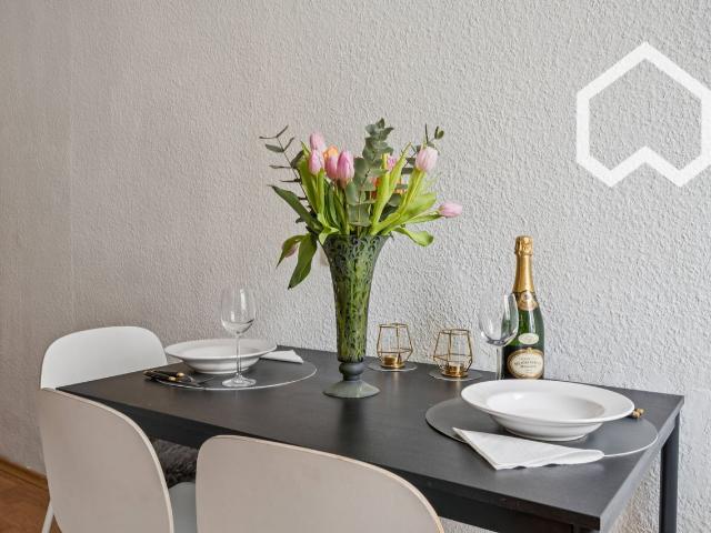 Bright and cozy apartment in Leipzig Gohlis, Leipzig Amsterdam Apartments for Rent