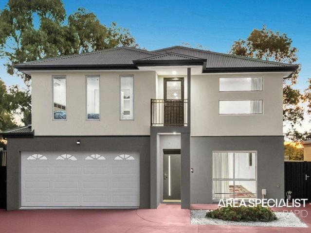 Bright and Exceptional Family Home with Generous Living Spaces!
