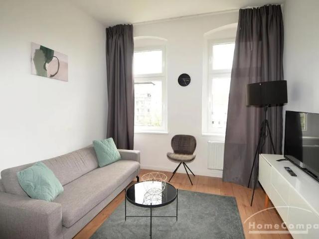 Bright and furnished apartment