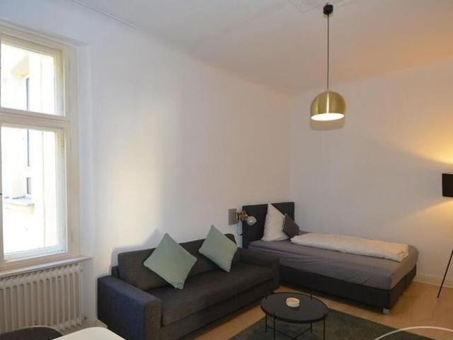 Bright and furnished apartment in Spandau