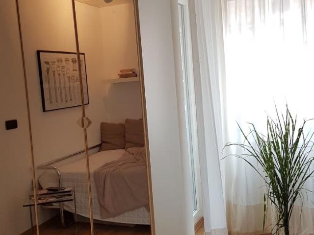 Bright and fashionable flat conveniently located, Stuttgart, Stuttgart Amsterdam Apartments for Rent