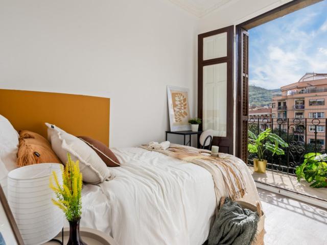 Bright and fresh double bedroom in Sant Antoni