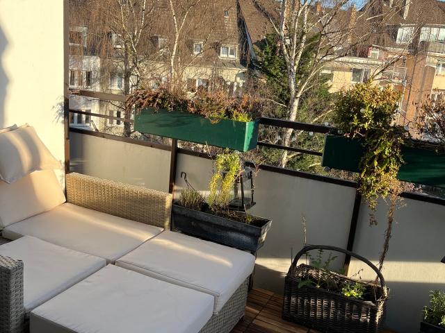 Bright and gorgeous flat in top location, Dusseldorf Amsterdam Apartments for Rent