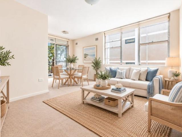 Bright and Peaceful in a Prime Mosman Location