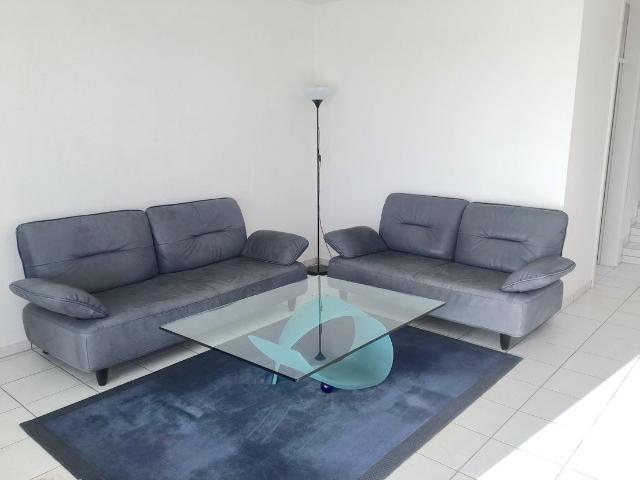 Bright and pretty studio in Böblingen, Boblingen Amsterdam Apartments for Rent