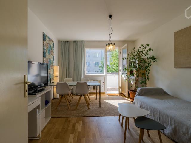 Bright and stylish apartment in the trendy district of Berlin Neukölln