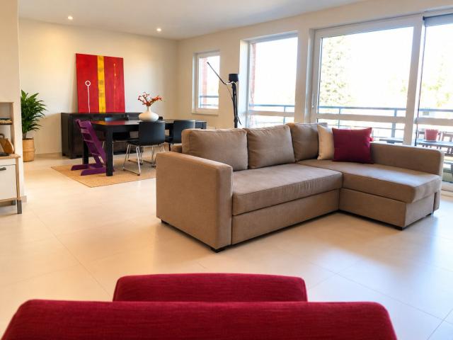 Bright and spacious apartment 2 bedrooms 110 m2 with terrace