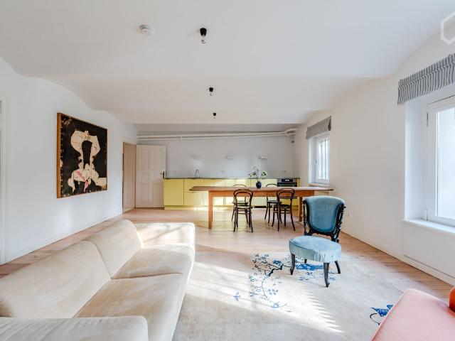 Bright and spacious apartment with view into the green at Westend, Charlottenburg, Berlin Amsterdam Apartments for Rent