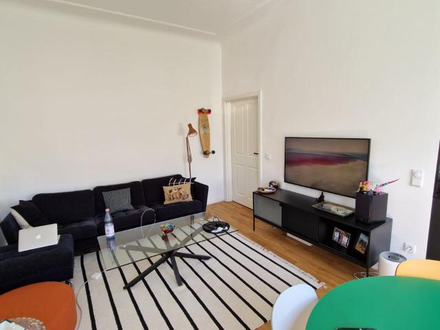 Bright and spacious top floor apartment in Kreuz kölln, Berlin Amsterdam Apartments for Rent
