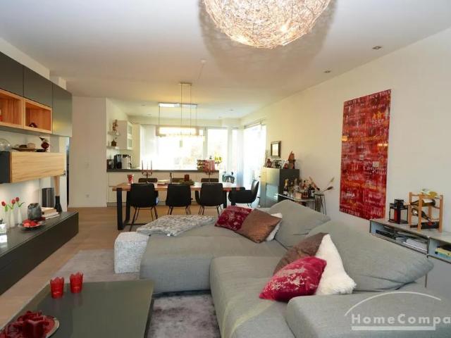 Bright and spacious 3 room apartment in Pankow, furnished