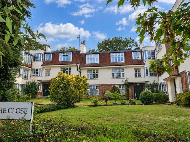 Bright & airy 2 bed flat in Muswell Hill N10
