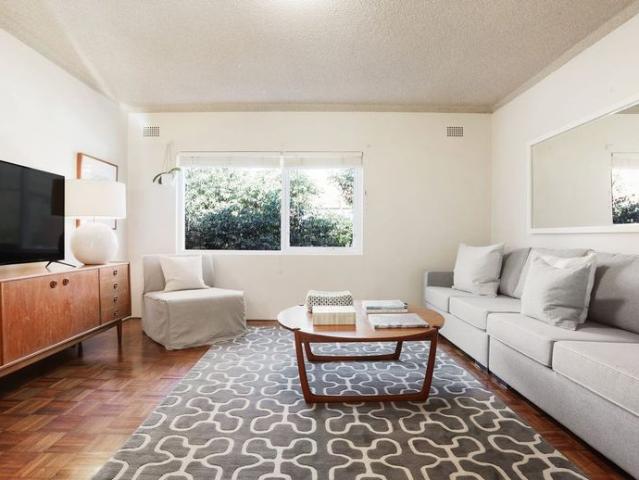 Bright & Airy Two Bedroom Apartment with Parking!