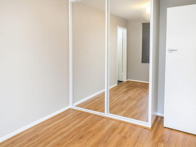 Bright & Airy One Bedroom Unit – Walk to Everything