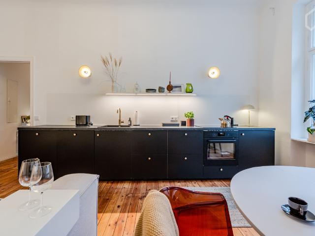 Bright Altbau: Get cozy, stylish & comfortable in Neukölln, Berlin Amsterdam Apartments for Rent