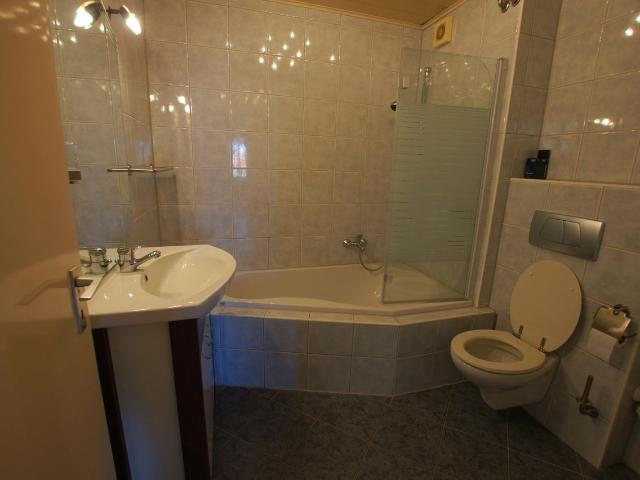 Bright apartment Nuremberg for sublet, Nurnberg Amsterdam Apartments for Rent