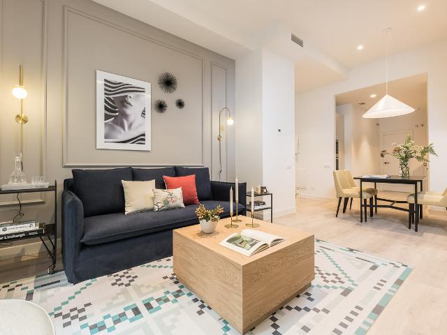 Bright apartment for rent in the area of Goya