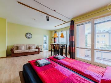 Bright Apartment in a Quiet Residential Area of Berlin, Berlin Amsterdam Apartments for Rent