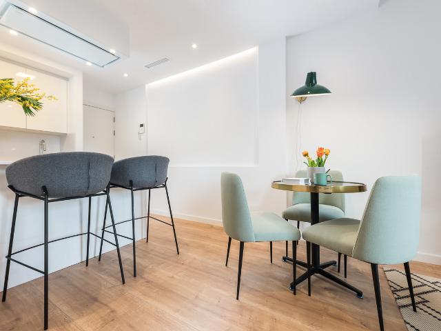 Bright Apartment in Barcelona