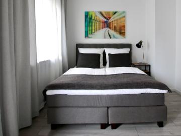 Bright apartment in Belgian Quarter, Koln Amsterdam Apartments for Rent