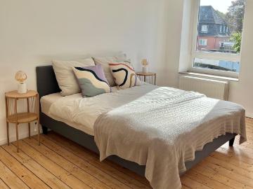 Bright Apartment in central but quiet area, Bochum Amsterdam Apartments for Rent