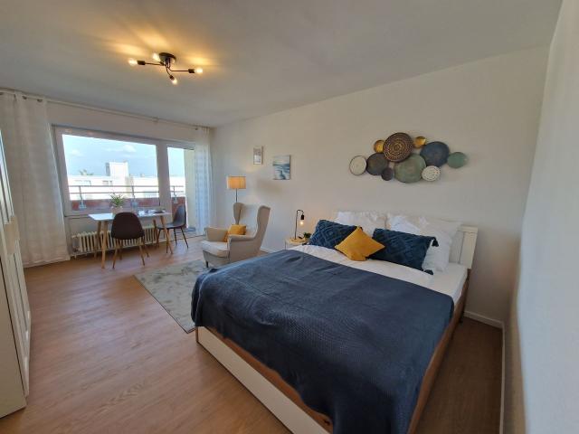 Bright apartment in central location, parking space, Mainz Amsterdam Apartments for Rent